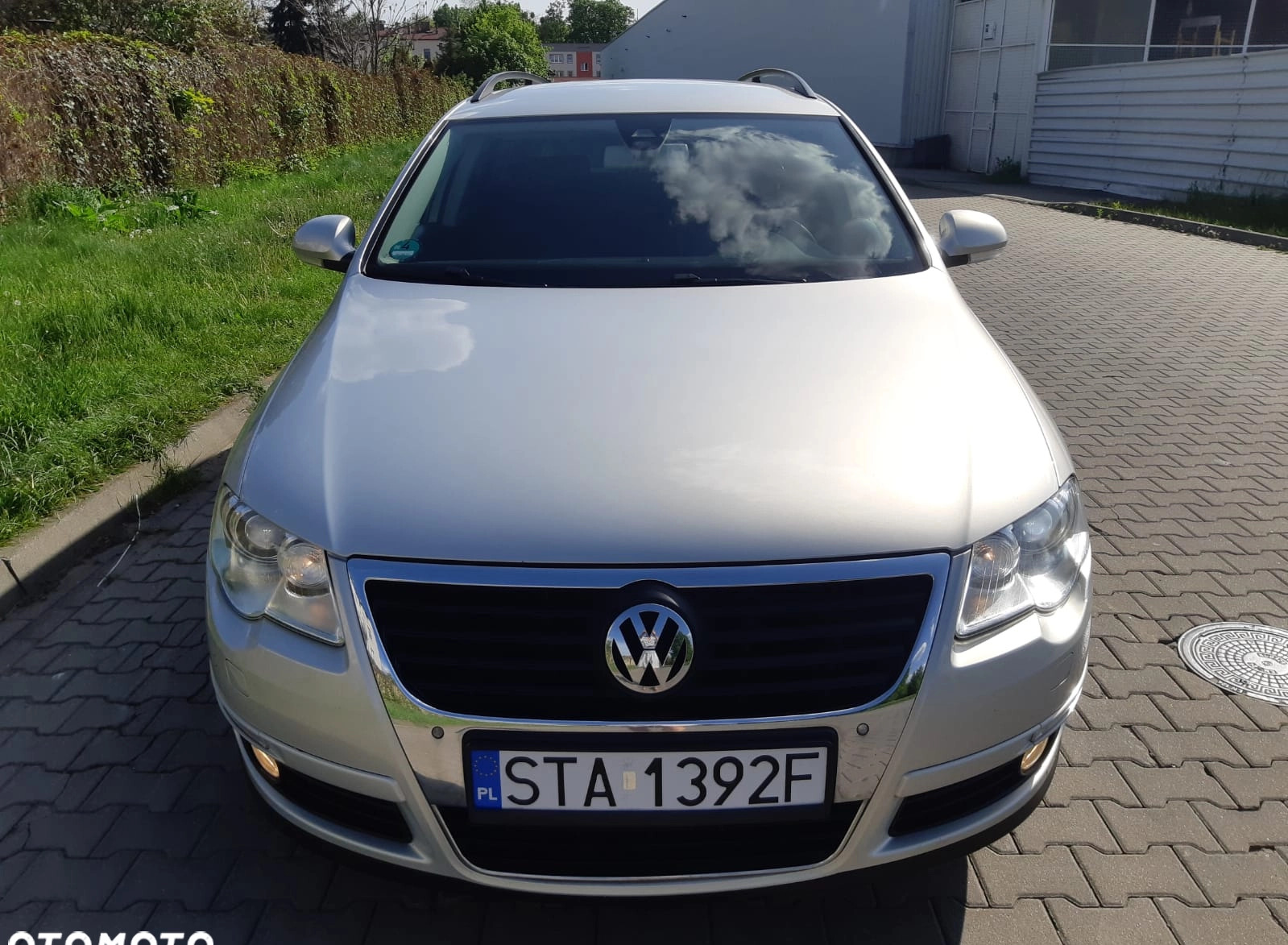 Volkswagen Passat cena 28999 przebieg: 292000, rok produkcji 2010 z Przysucha małe 781